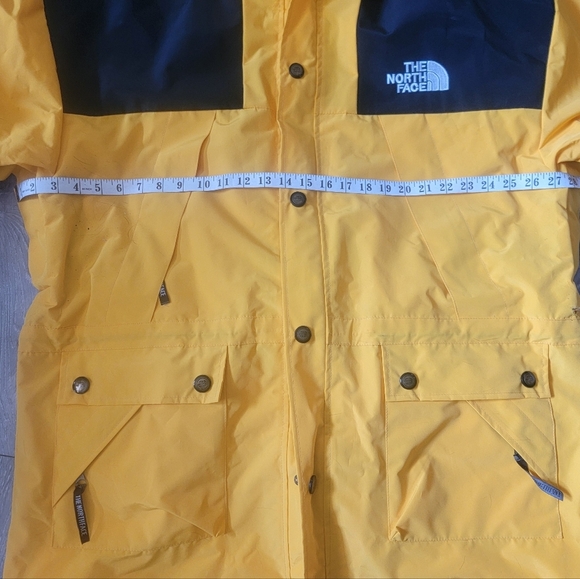 The North Face 90s 2in1 Jacket - Picture 10 of 10